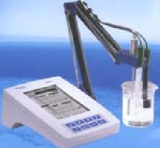 高精度超大屏幕酸度離子測定儀HI4212